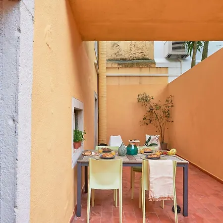 Апартаменты Styling In Historic Center *