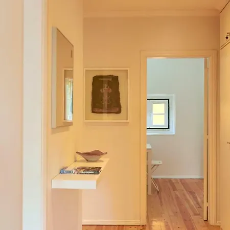 Styling In Historic Center Lisbona