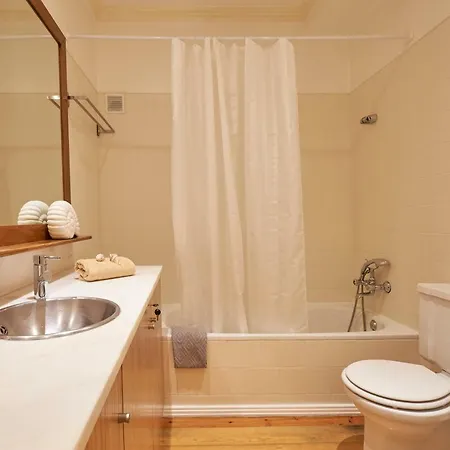 Styling In Historic Center Appartamento Lisbona