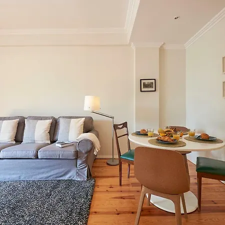 Appartamento Styling In Historic Center Lisbona