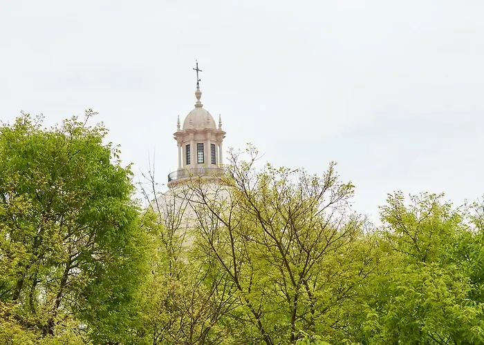 Styling In Historic Center Lisboa